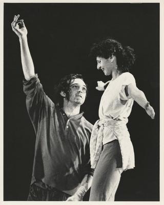 Mark Morris and Teri Weksler rehearsing "One Charming Night" at BAM, 1988