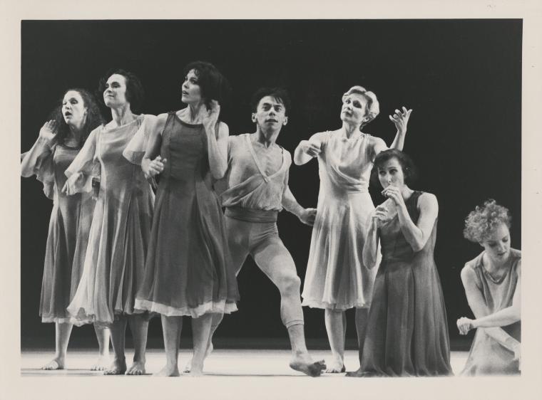 Monnaie Dance Group/Mark Morris in "L'Allegro, il Penseroso ed il Moderato," 1989