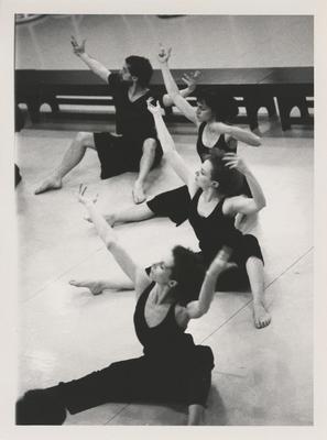 Alyce Bochette, Megan Williams, Tina Fehlandt, and William Wagner rehearsing "Dido and Aeneas" at Rue Bara Studios, 1989