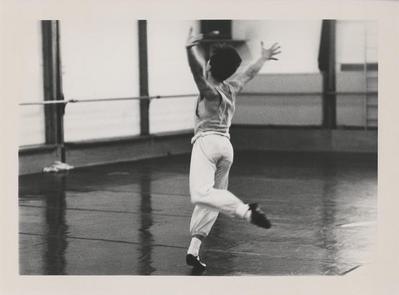 Keith Sabado rehearsing at Rue Bara Studios, circa 1990