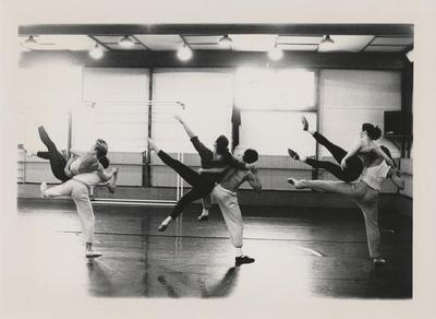 Monnaie Dance Group/Mark Morris rehearsing "Going Away Party" at Rue Bara Studios, circa 1990