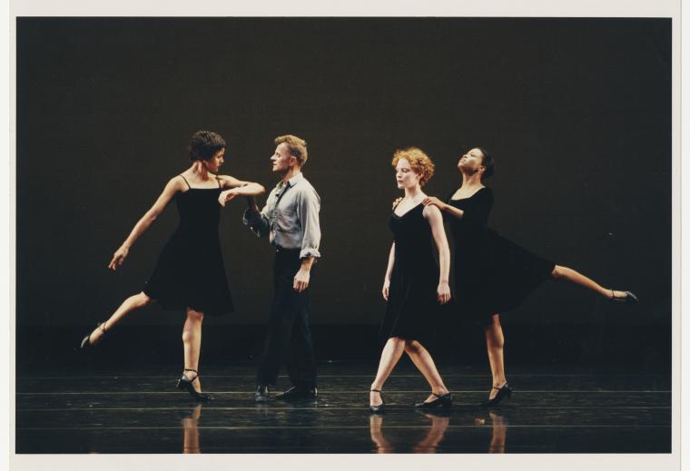 Raquel Aedo, Mikhail Baryshnikov, Emily Coates, and Ruthlyn Salomons of the White Oak Dance Project in "The Argument," 2000