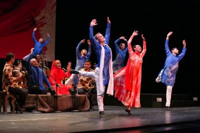 The Dance Group and members of The Silk Road Ensemble in "Layla and Majnun," 2017