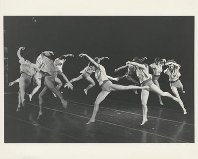 The company in "Strict Songs," 1987